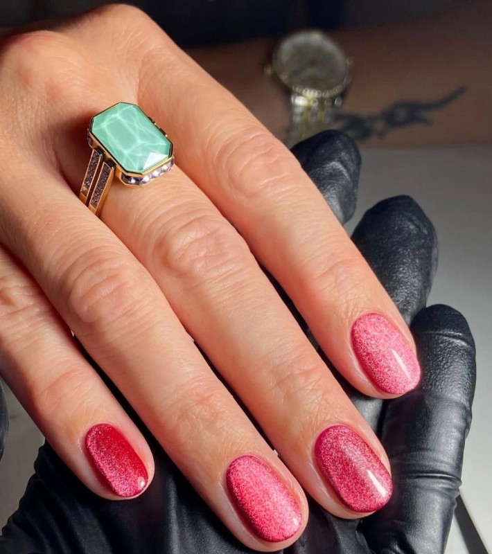 Фото: соцсети / @monmayernails