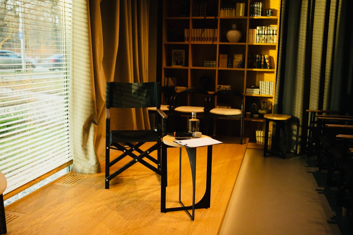 Внутри пространства Quercus. Фото: Анастасия Башуткина. Предоставлено пресс-службой философского клуба Quercus.