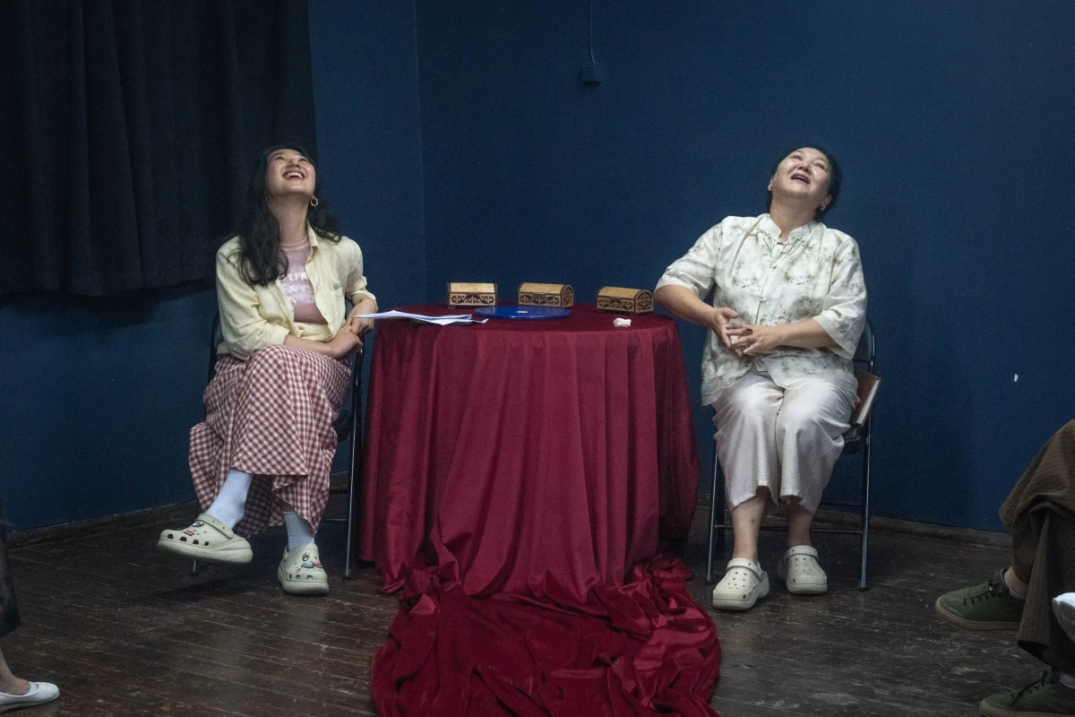 Премьера спектакля &#34;Гульмира эмне дейт&#34; (18+) на фестивале автофикшна в Театре.doc. Фото: Роман Третьяков. Предоставлено пресс-службой фестиваля