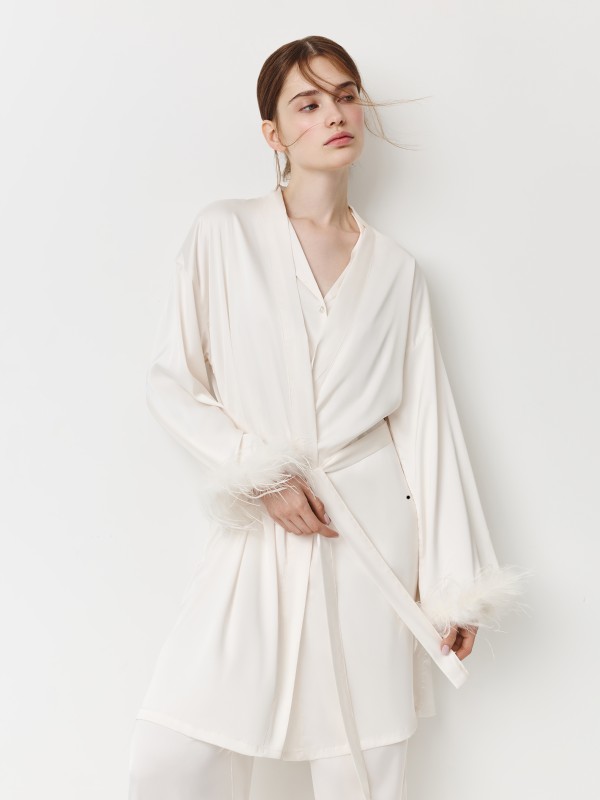 Не хочется выходить: 5 идей для домашнего костюма