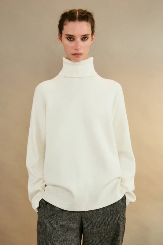 Back to Brown: почему коричневый монохром стал главным зимним трендом
Back to Brown: почему коричневый монохром стал главным зимним трендом