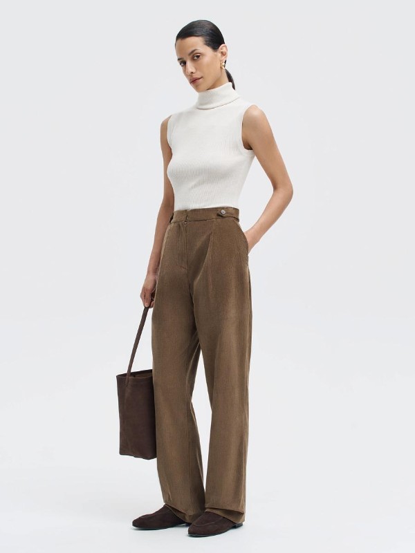 Back to Brown: почему коричневый монохром стал главным зимним трендом
Back to Brown: почему коричневый монохром стал главным зимним трендом