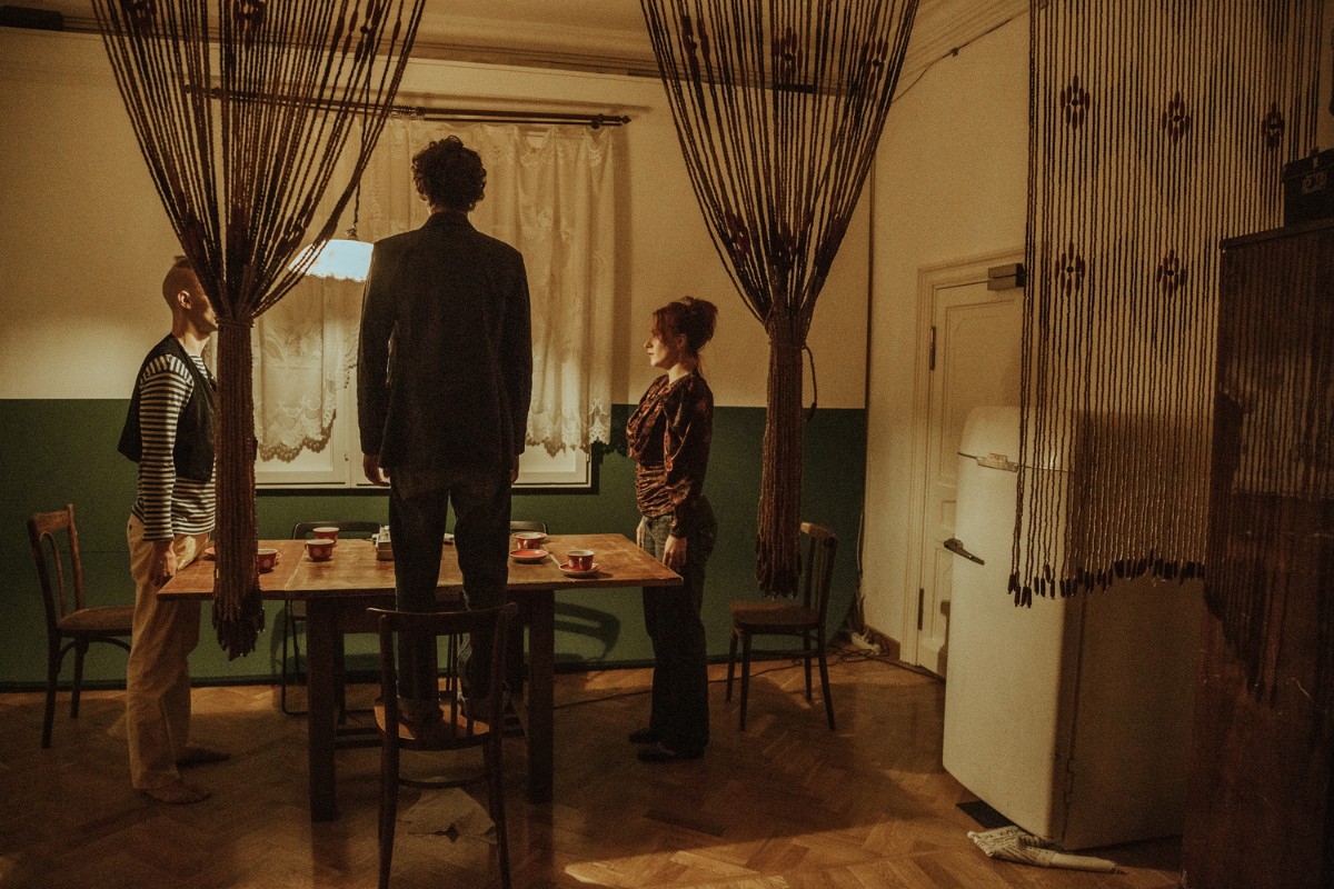 Перформанс "Жизнь квартиры" в постановке Лины Лангнер. Фото: Мария Нейковчен. Предоставлено Линой Лангнер