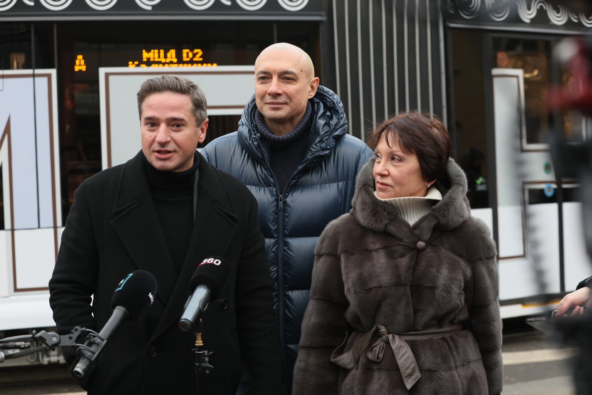 Иван Стебунов, Александр Хованский, Татьяна Корецкая. Фото: Антон Галкин / Театр "Современник"