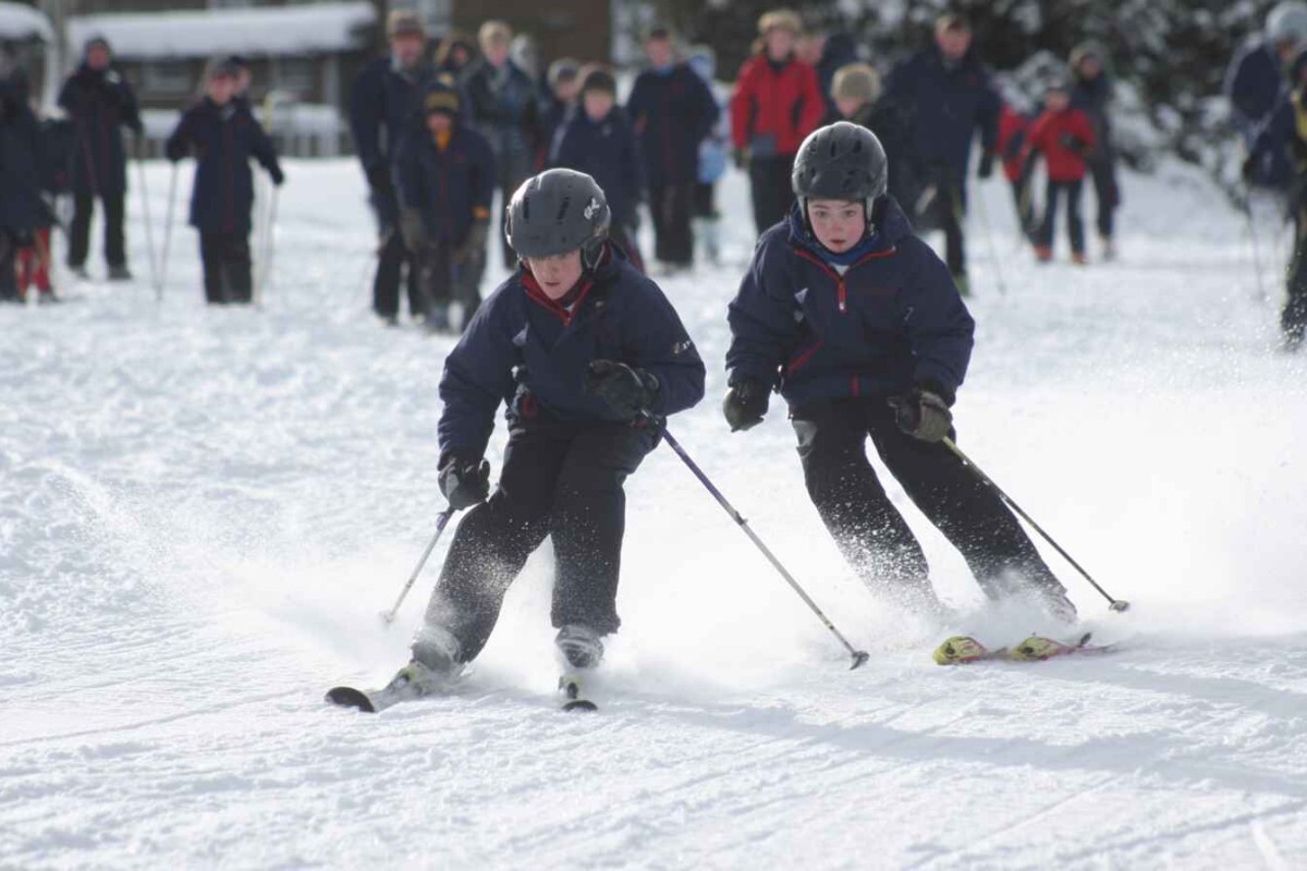 Изображение сгенерировано при помощи нейросети Midjourney