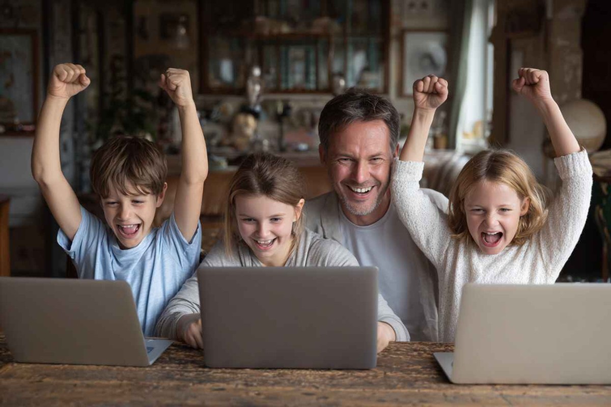 Изображение сгенерировано при помощи нейросети Midjourney