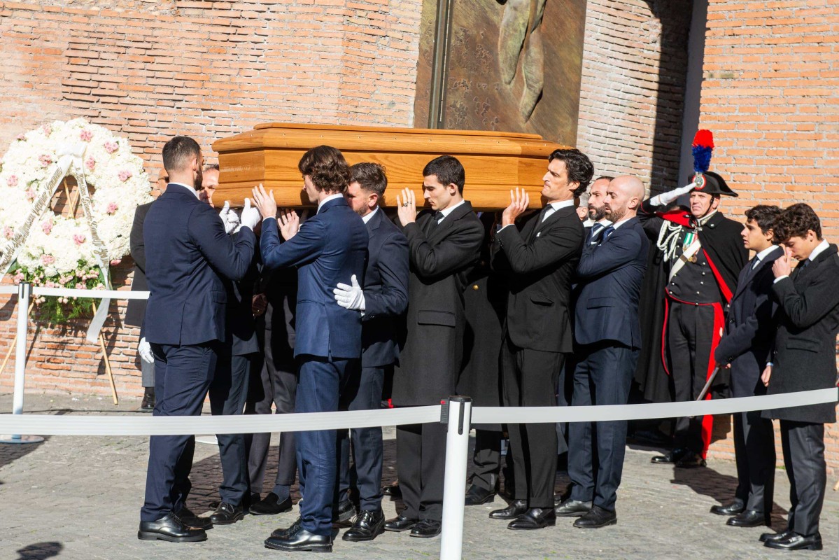 Валентино Гаравани: прощание с "последним императором" Валентино Гаравани: прощание с "последним императором"