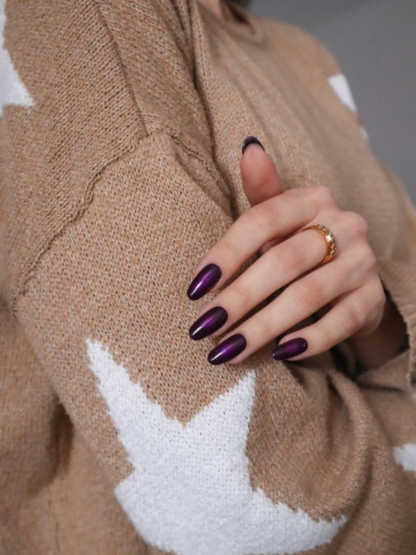 Фото: соцсети / @finewinenails