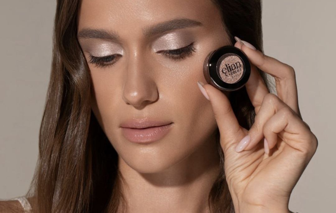 Фото: архивы пресс-службы Elian Russia. Тени-спарклы для век Eclipse