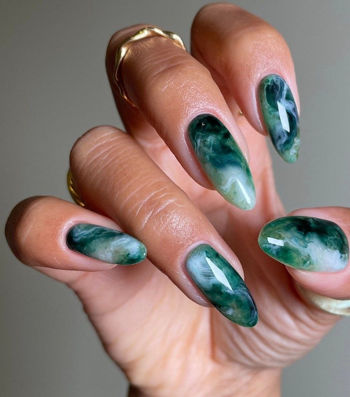 Фото: соцсети / @sansungnails