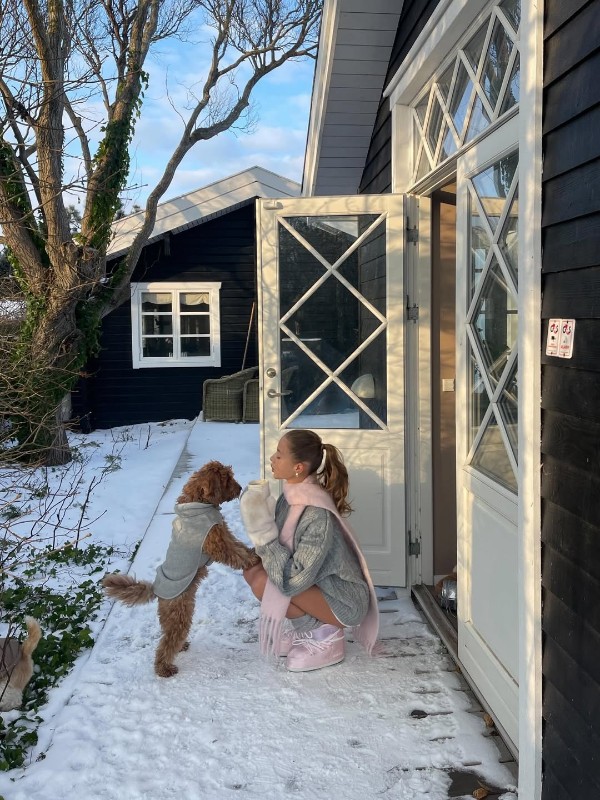 Фото: соцсети/@annaastrup