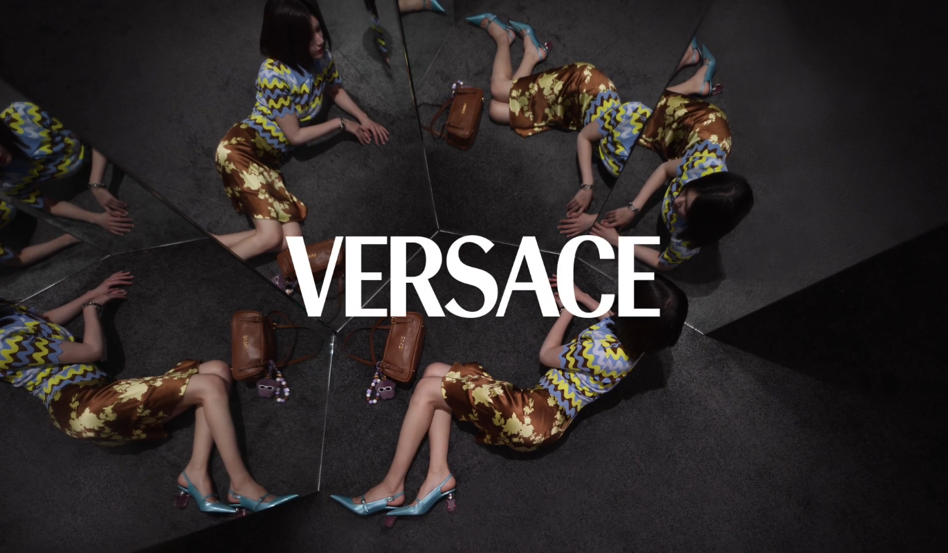 Фото: YouTube / @Versace