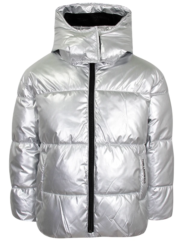 Акцентные куртки: модный fashion-тренд для детей