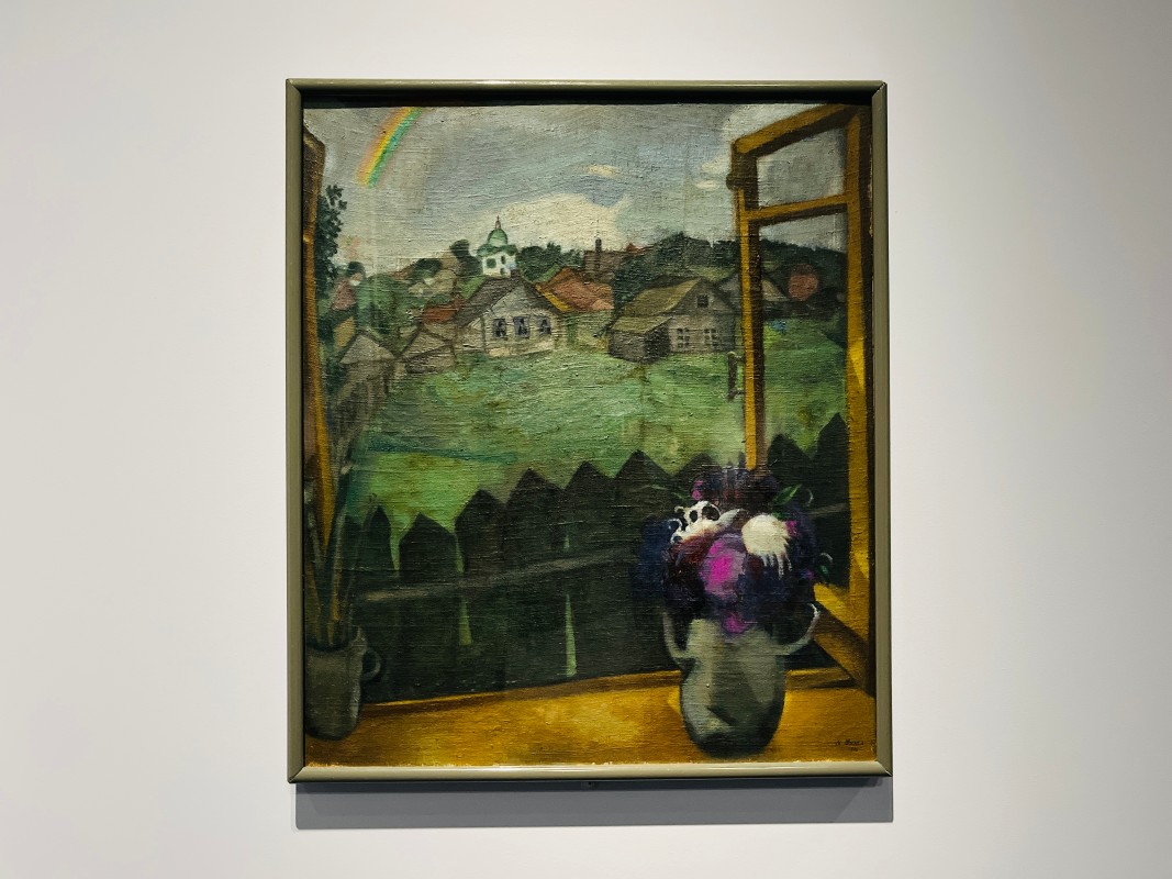 Фрагмент экспозиции выставки "Марк Шагал. Радость земного притяжения". Фото: Юлия Крышевич