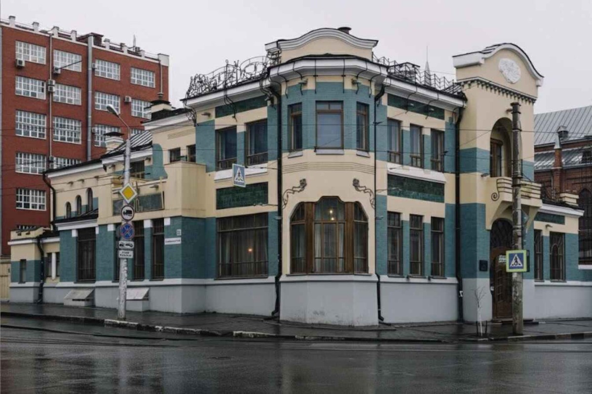 Изображение сгенерировано при помощи нейросети Midjourney