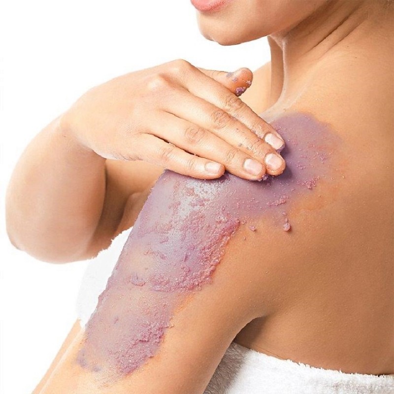 Фото: архивы пресс-службы Senso Terapia. Сахарный скраб для тела blackberry delicious