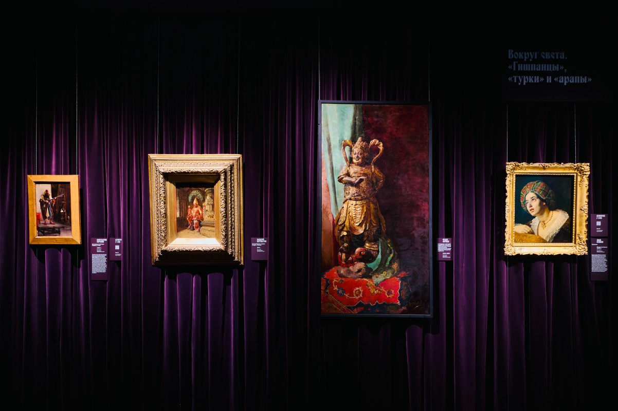 Фрагмент экспозиции выставки "Под маской". Предоставлено пресс-службой Музея русского импрессионизма