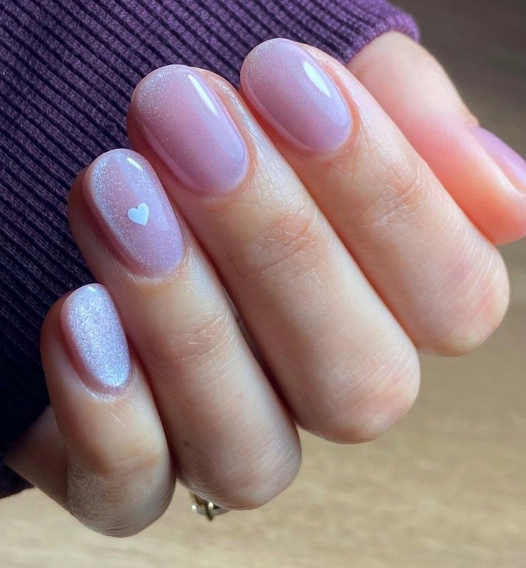 Фото: соцсети / @monmayernails