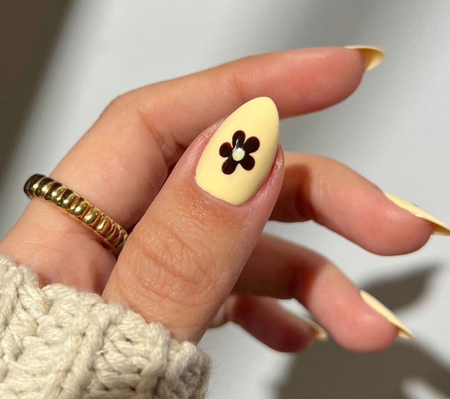 Фото: соцсети / @samrosenails