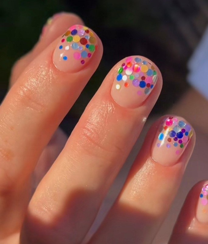 Фото: соцсети / @leannehaycocknails