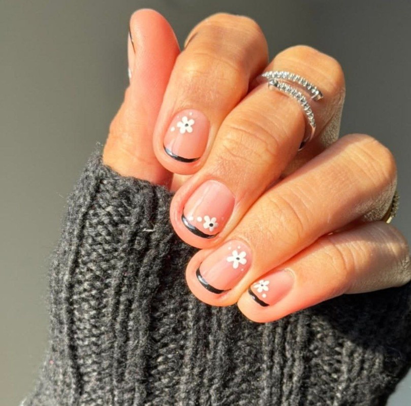 Фото: соцсети / @nonnailartist