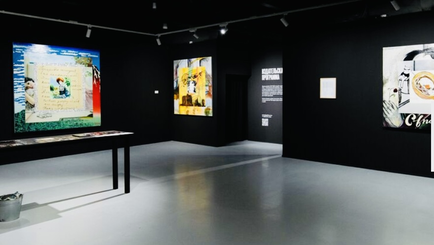 Фрагмент экспозиции отчетной выставки арт-дуэта ППСС на Малой Пионерской. Предоставлено пресс-службой HSE ART Gallery