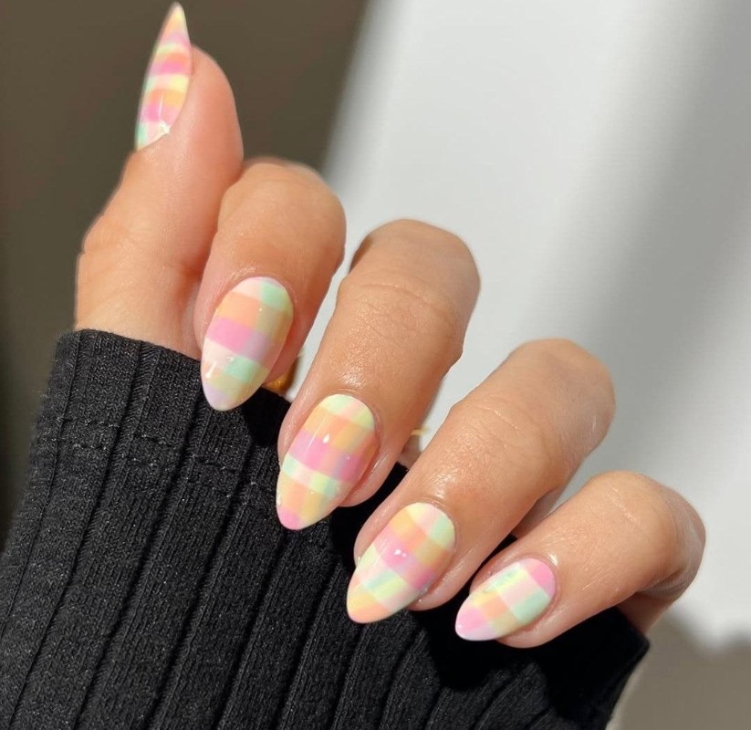 Фото: соцсети / @samrosenails