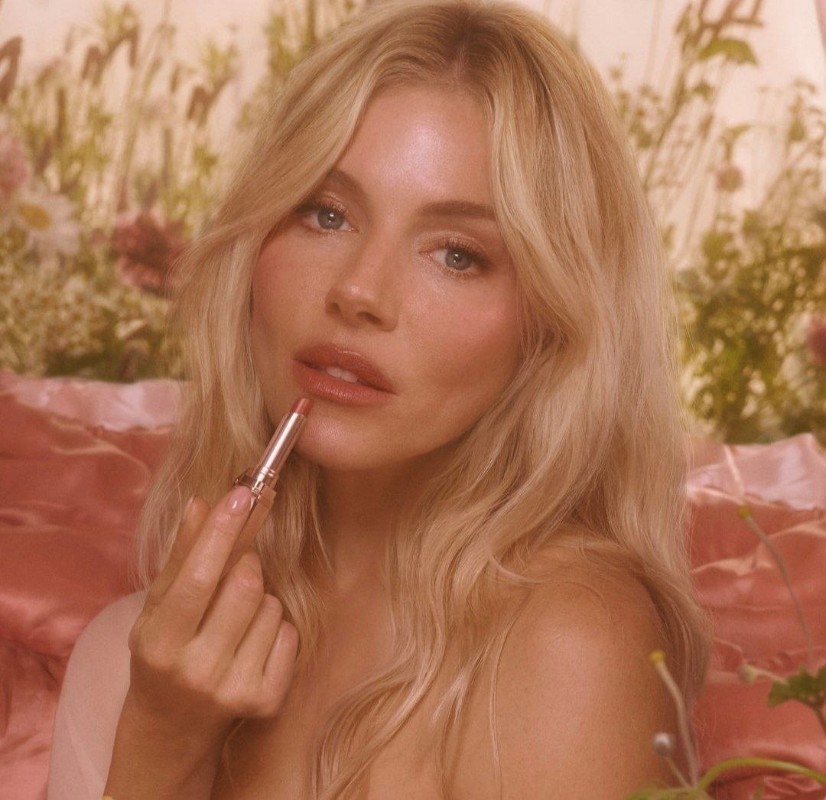 Фото: соцсети / @charlottetilbury