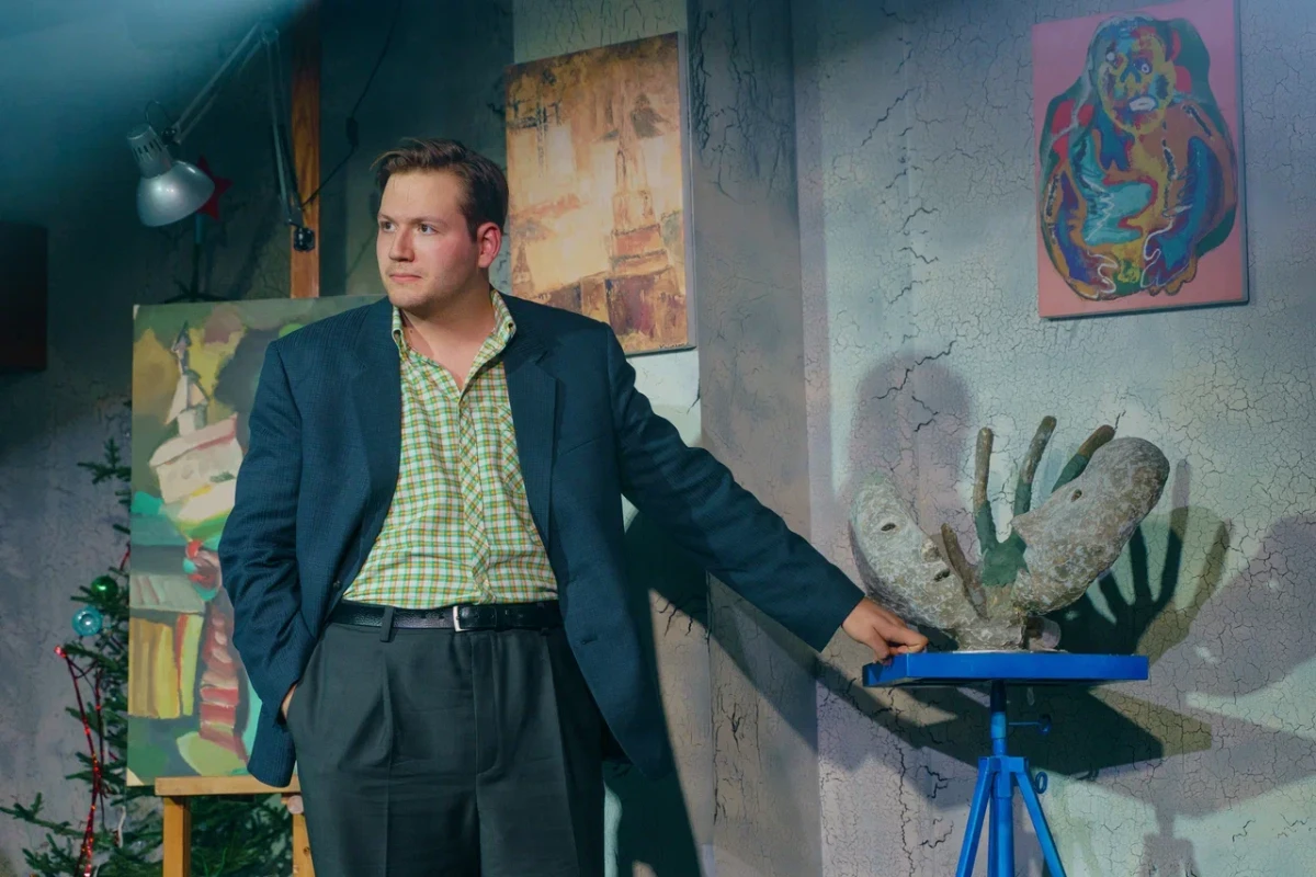 Сцена из спектакля "Кровоизлияние в МОСХ" в Театре "Практика". Предоставлено пресс-службой Театра "Практика"