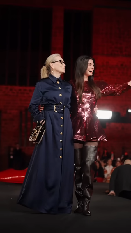 Мэрил Стрип и Энн Хэтэуэй. Фото: YouTube / @20thCenturyStudiosIndia