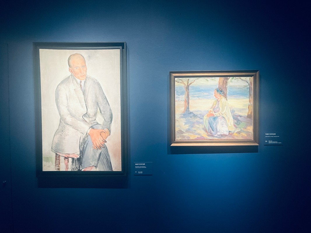 Работы Павла Кузнецова на выставке "Волга, Москва, Нева". Фото: Юлия Крышевич