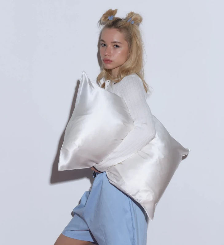 Фото: архивы пресс-службы Assoro. Наволочка из шелка Малбери