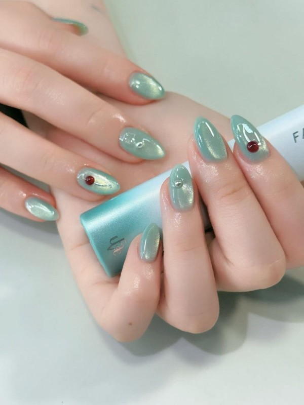 Фото: соцсети / @seoyeon._.nail