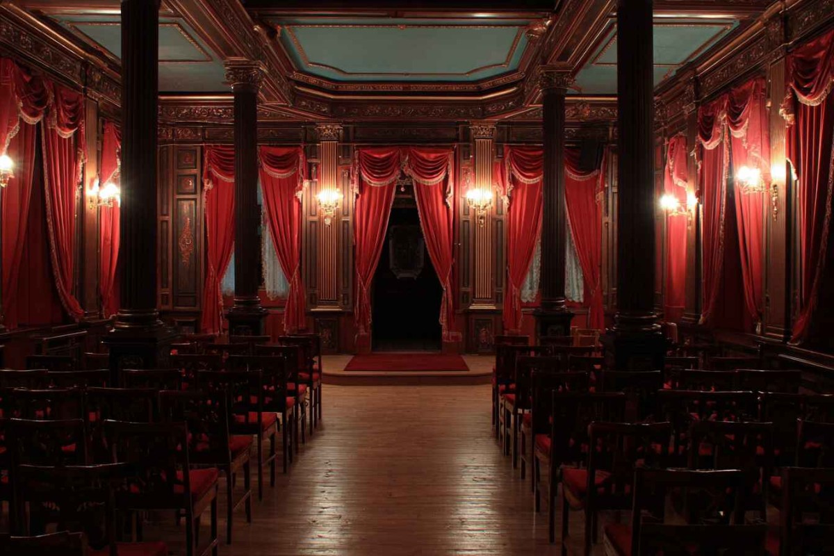 Изображение сгенерировано при помощи нейросети Midjourney