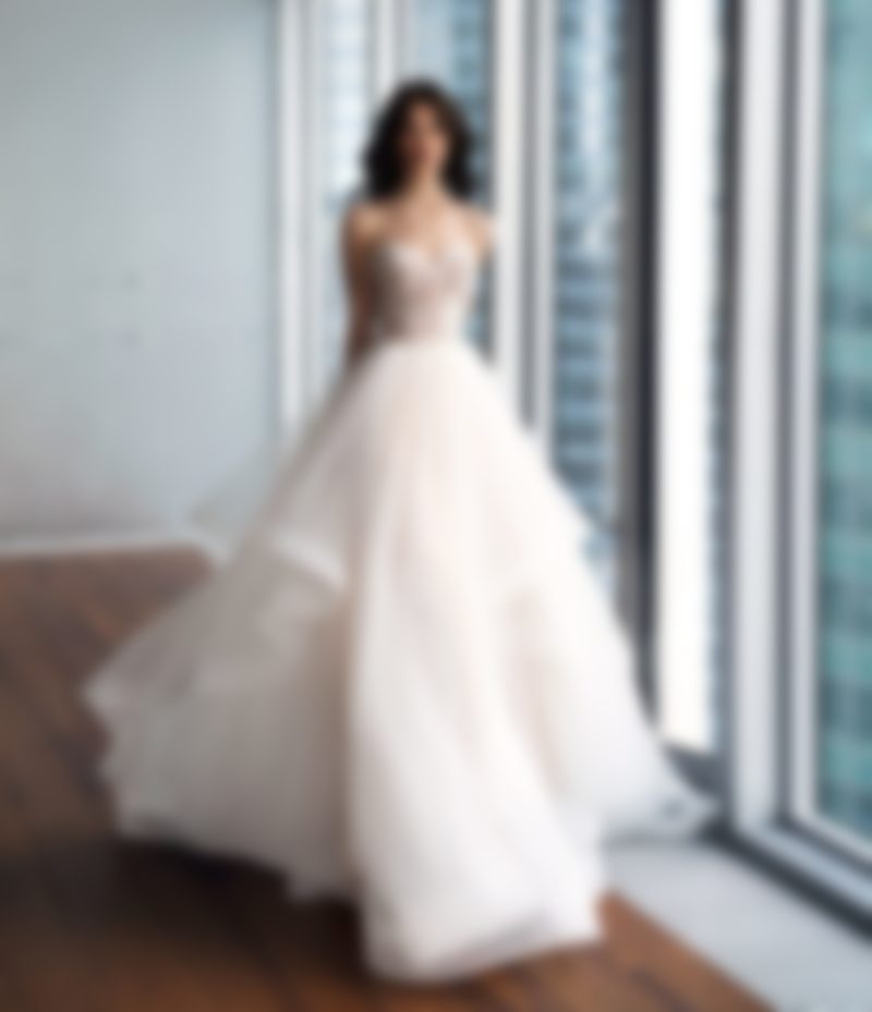 Свадебные платья 2022 - модные тенденции с фото: пышные ...
