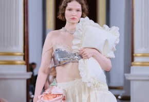 Тренды на Лондонской Неделе моды, которые определят ваш гардероб весной 2026 Тренды на Лондонской Неделе моды, которые определят ваш гардероб весной 2026