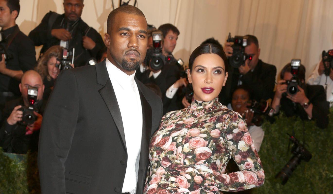 Ким Кардашьян заявила, что Канье Уэст обвинил ее в инсценировке ограбления