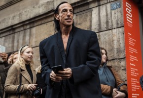 Rick Owens: как главный антагонист моды стал самым популярным дизайнером среди зумеров?