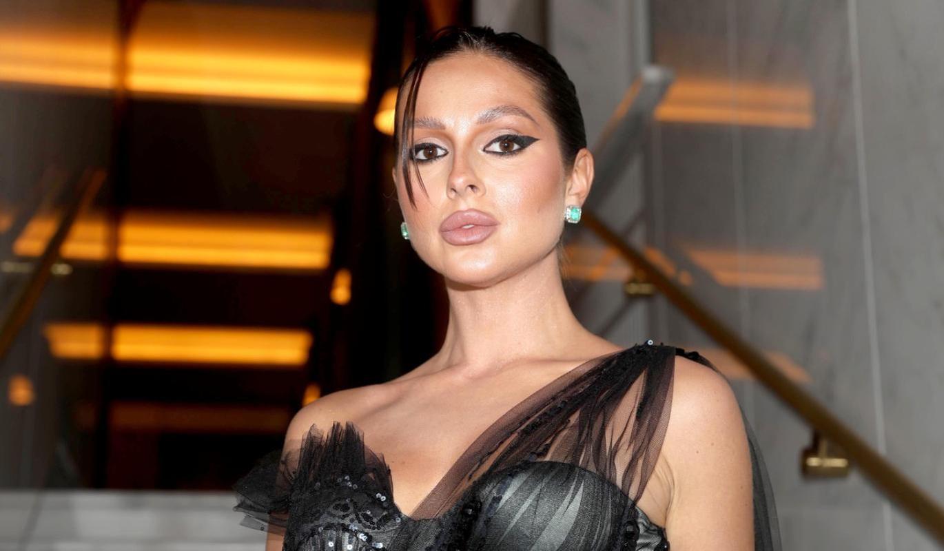 Нюша после развода начала встречаться с 33-летним бывшим барабанщиком Джигана