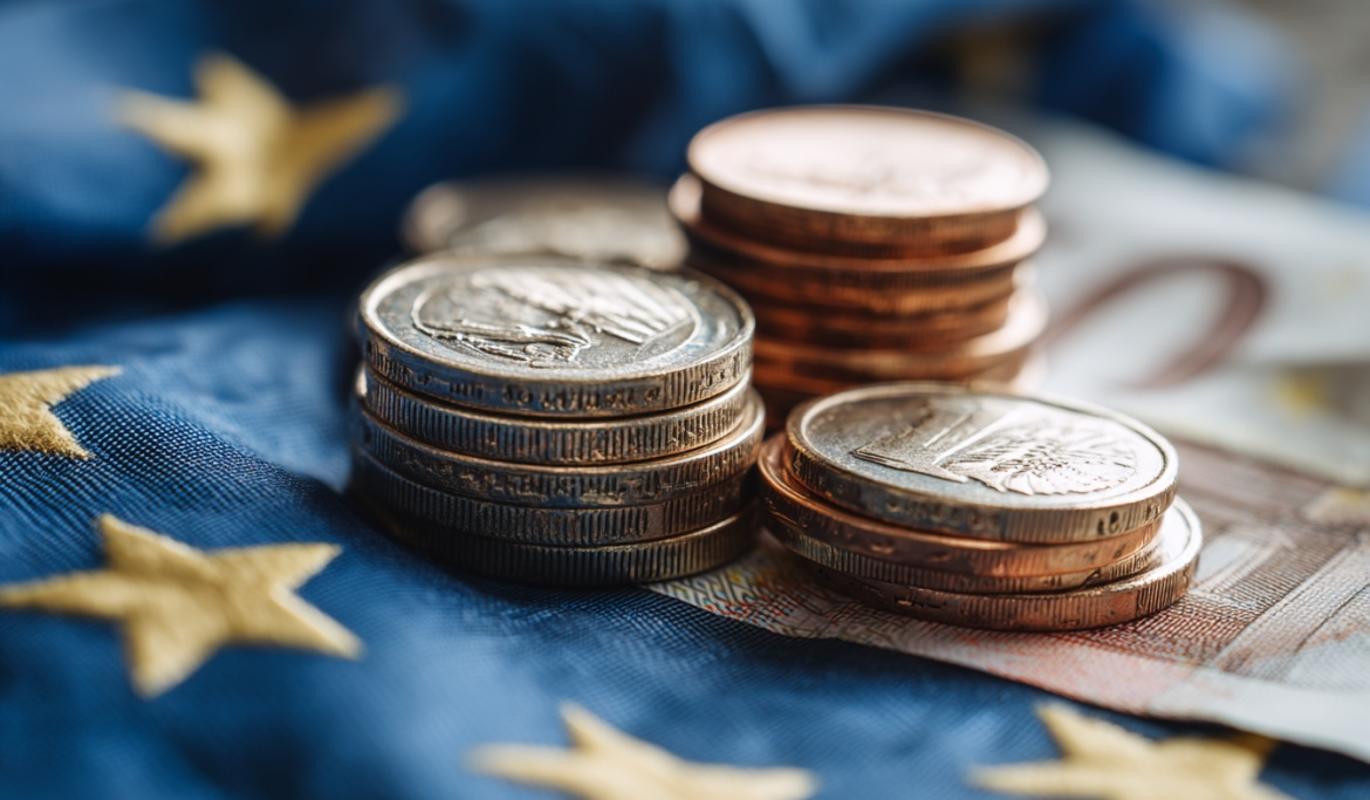 Какой будет курс евро в апреле 2026 года