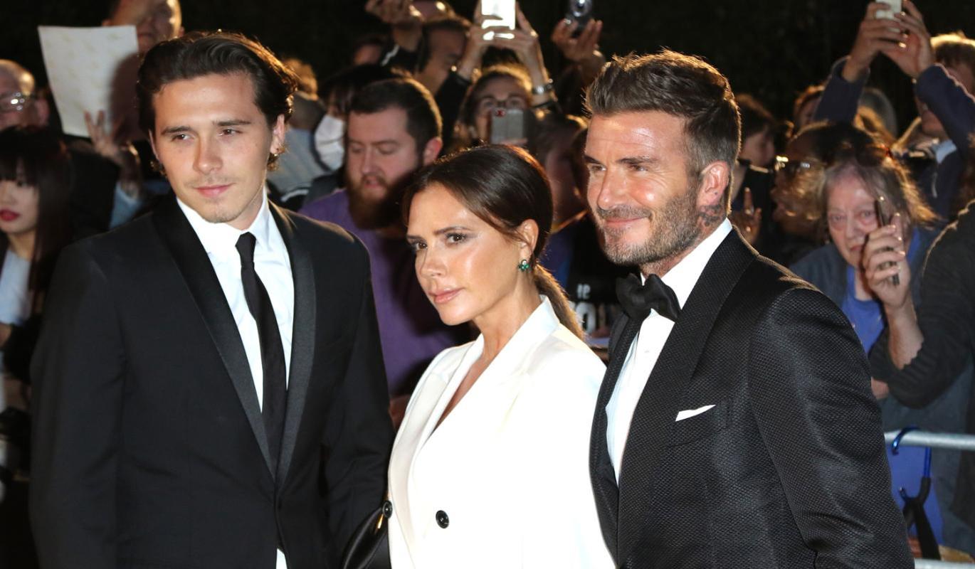 Дэвид и Виктория Бекхэм поздравили сына Бруклина с 27-летием на фоне семейного конфликта