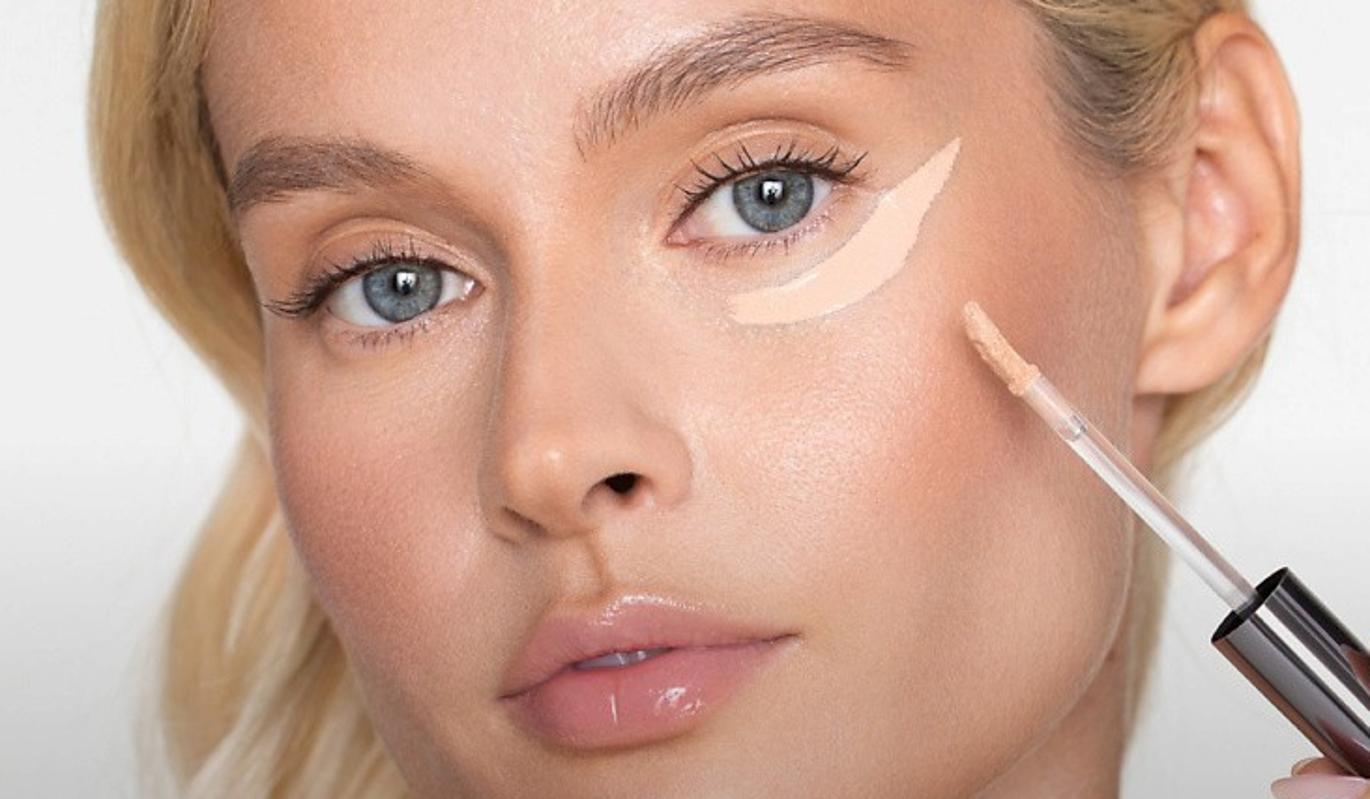 Как наносить консилер: 5 неочевидных способов, о которых вы не догадывались