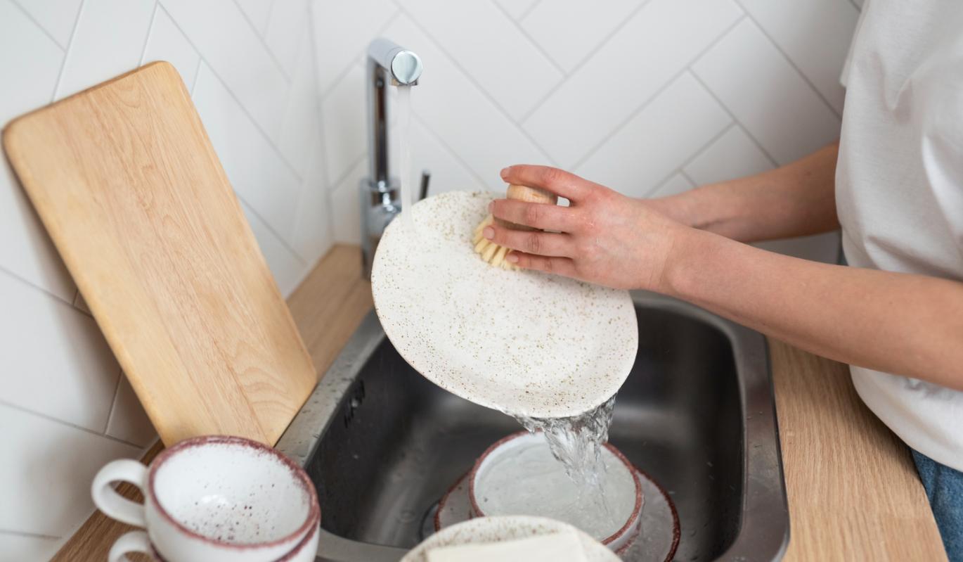 Лучшие гели для мытья посуды выбрали на Клео.ру голосованием