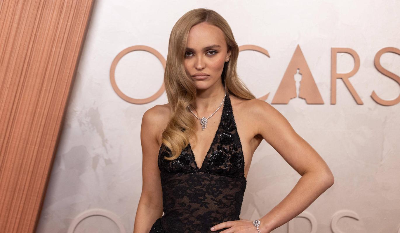 Гримаса зумеров: новый тренд, который пришел на смену duck face