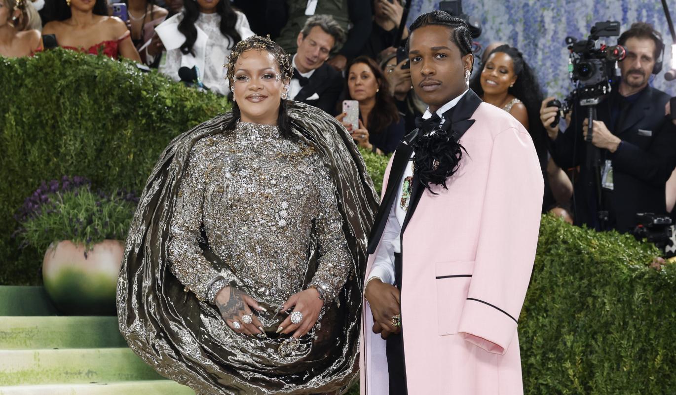 Met Gala 2026 с темой "Мода – это искусство" прошел в Нью-Йорке