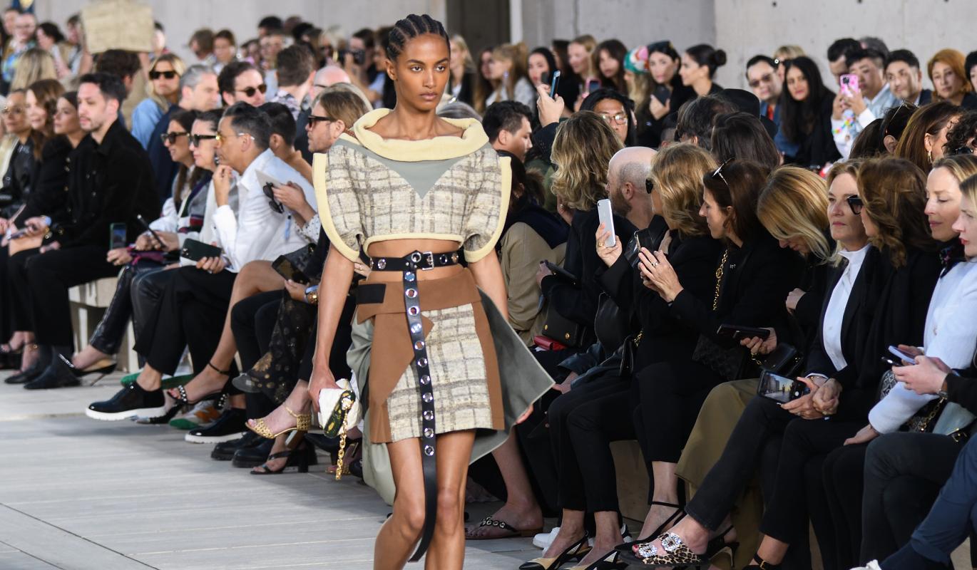Louis Vuitton проведет показ круизной коллекции 2027 в музее нью-йоркском музее The Frick Collection