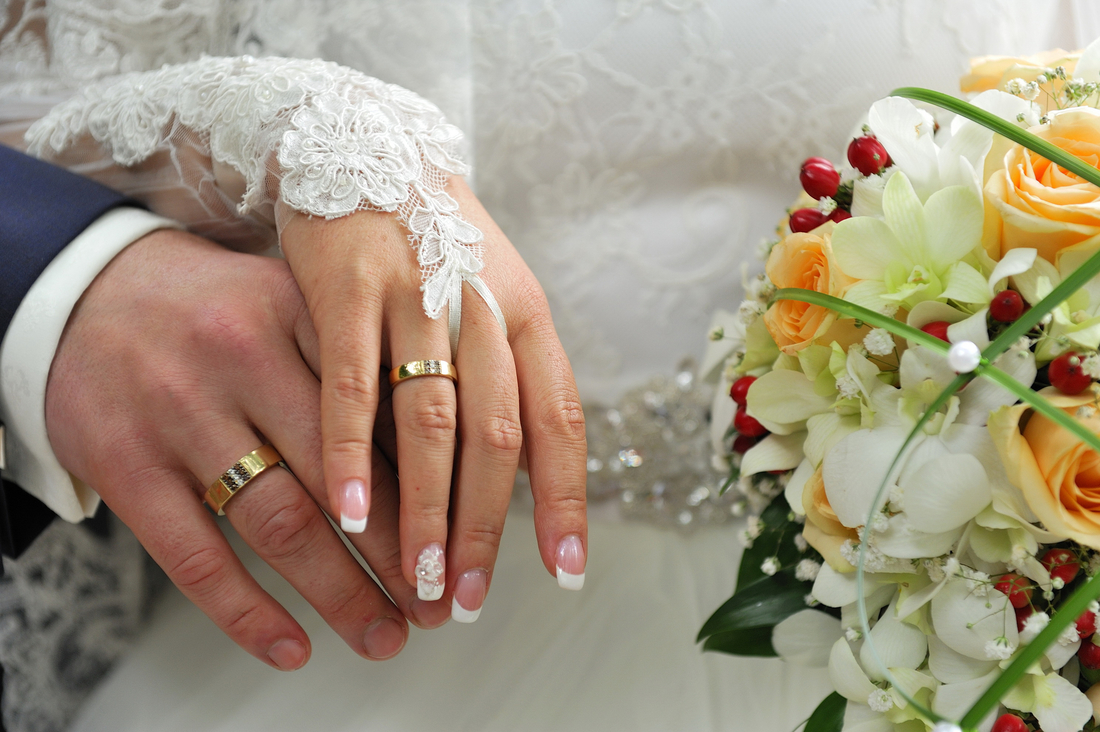 Niagara-on-the-Lake Wedding from Mango Studios Bridal bling, Wedding ring photog