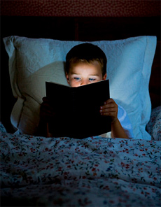 Как оторвать ребенка от компьютера и приучить его читать