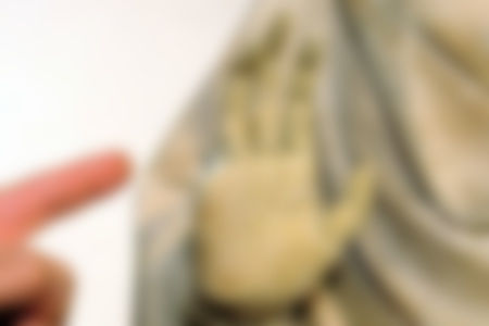 Американский турист нечаянно отломил палец статуе в музее Флоренции