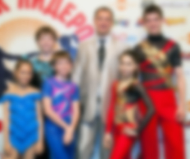 Финал первого фестиваля-конкурса по акробатическому рок-н-роллу  и буги-вуги "КУБОК ЛИДЕРОВ"